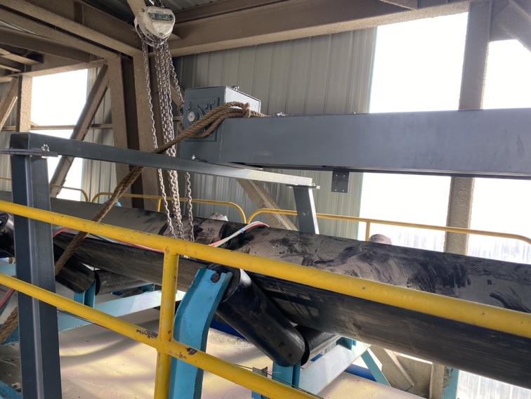 煤礦和碼頭防爆電子皮帶秤及藏箱鏈碼項目安裝調(diào)試完畢(2)