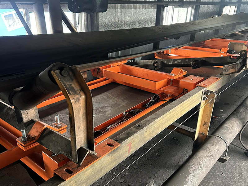 開(kāi)灤集團(tuán)東歡坨洗煤廠 8臺(tái)防爆電子皮帶秤M2.jpg