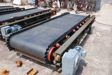 給料機廠家哪家好？行業(yè)面臨哪些問題？